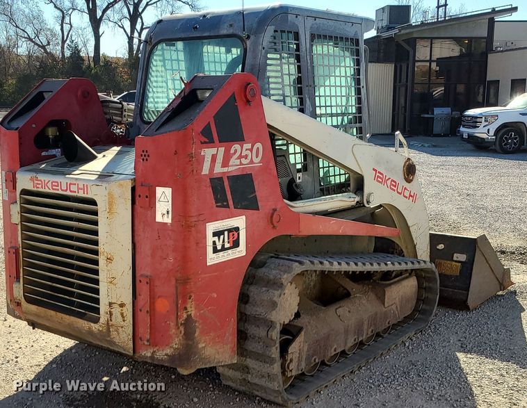 image for item MJ9527 2011 Takeuchi TL250  tracked skid steer loader
