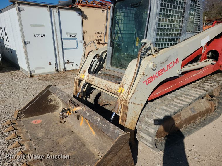 image for item MJ9527 2011 Takeuchi TL250  tracked skid steer loader