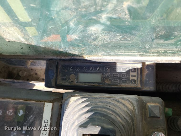 image for item MJ9527 2011 Takeuchi TL250  tracked skid steer loader