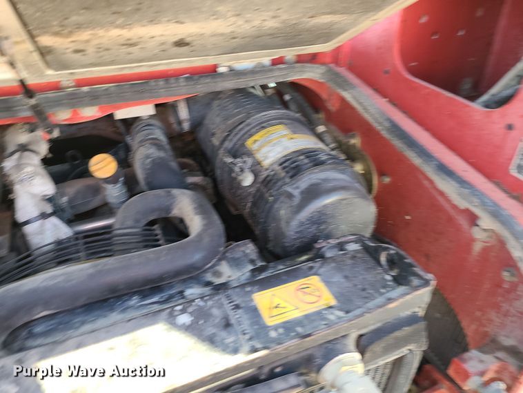 image for item MJ9527 2011 Takeuchi TL250  tracked skid steer loader