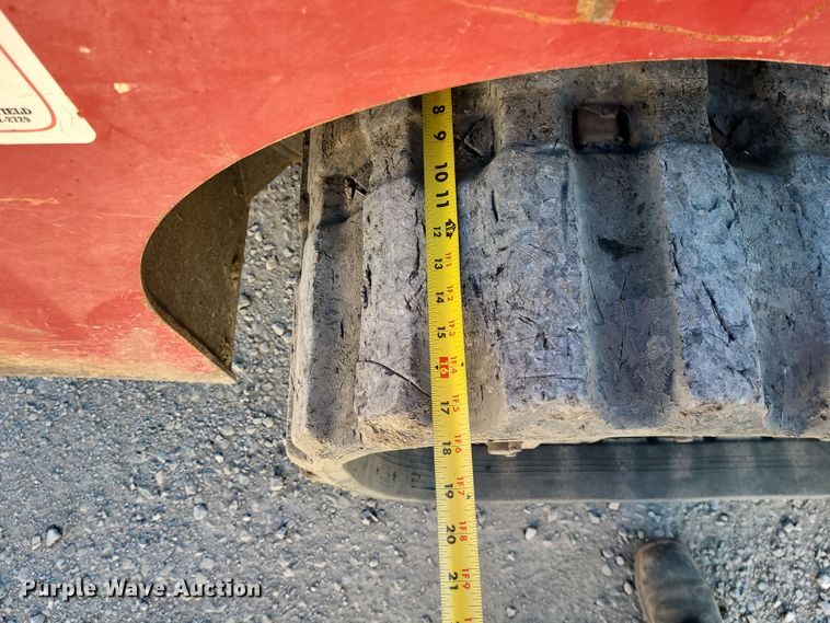 image for item MJ9527 2011 Takeuchi TL250  tracked skid steer loader