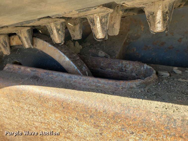 image for item MJ9527 2011 Takeuchi TL250  tracked skid steer loader