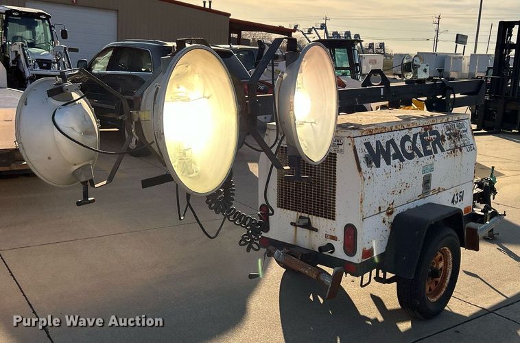 image for item MO9077 2007 Wacker LTC4  light plant