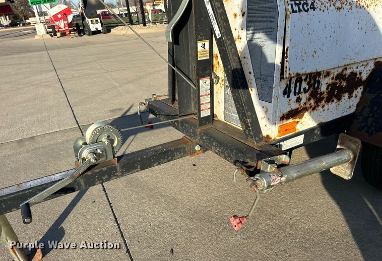 image for item MO9079 2004 Wacker LTC4  light plant