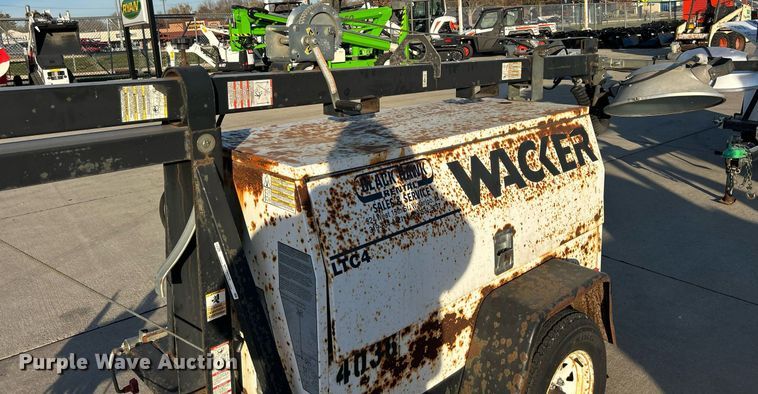 image for item MO9079 2004 Wacker LTC4  light plant