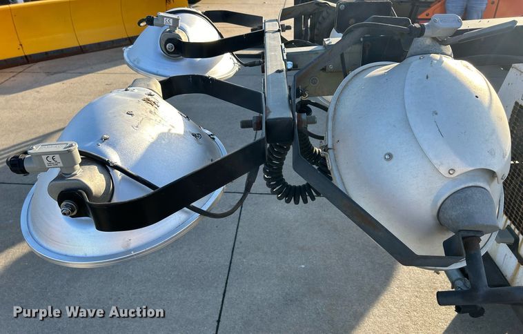 image for item MO9079 2004 Wacker LTC4  light plant