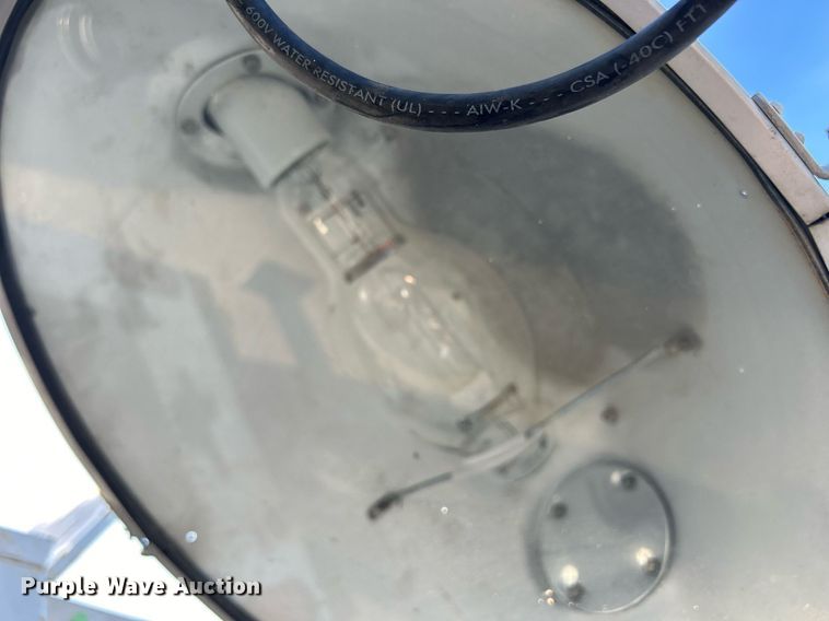 image for item MO9079 2004 Wacker LTC4  light plant