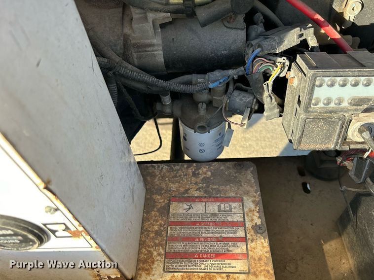 image for item MO9079 2004 Wacker LTC4  light plant