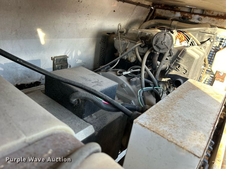 image for item MO9079 2004 Wacker LTC4  light plant