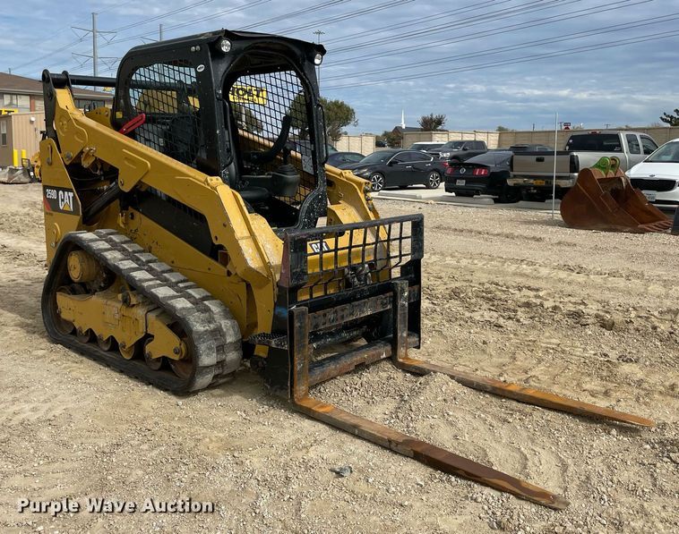 image for item NA9706 2019 Caterpillar  259D tracked skid steer loader