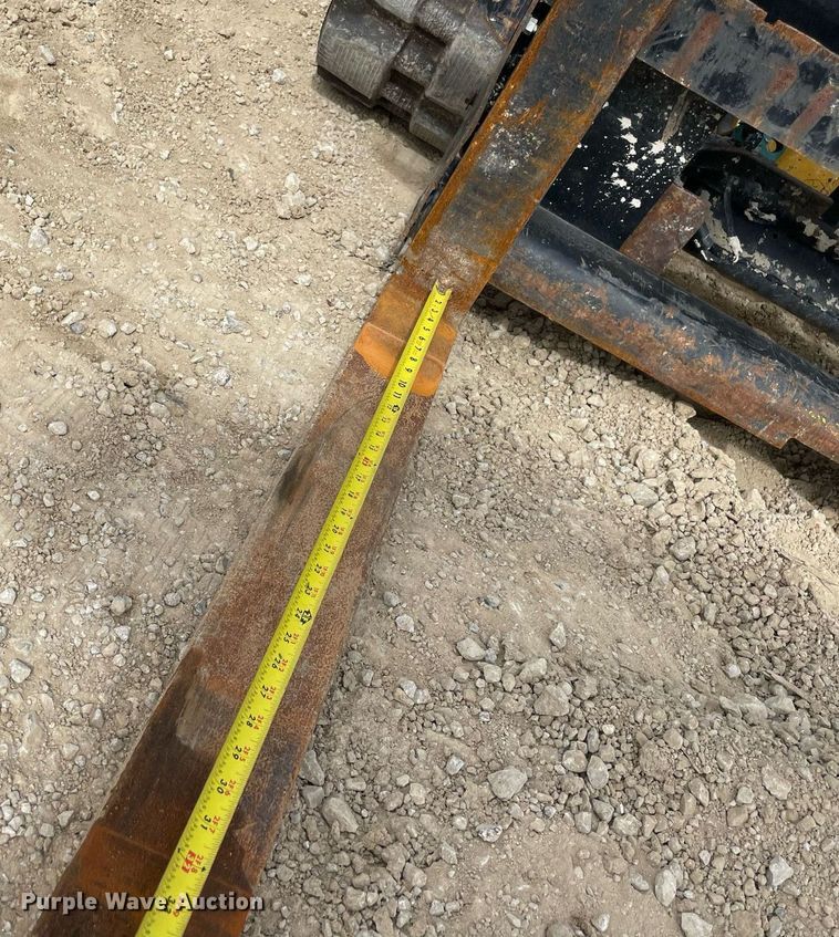 image for item NA9706 2019 Caterpillar  259D tracked skid steer loader