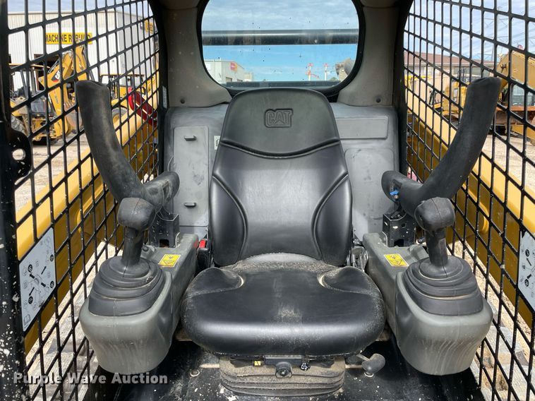 image for item NA9706 2019 Caterpillar  259D tracked skid steer loader