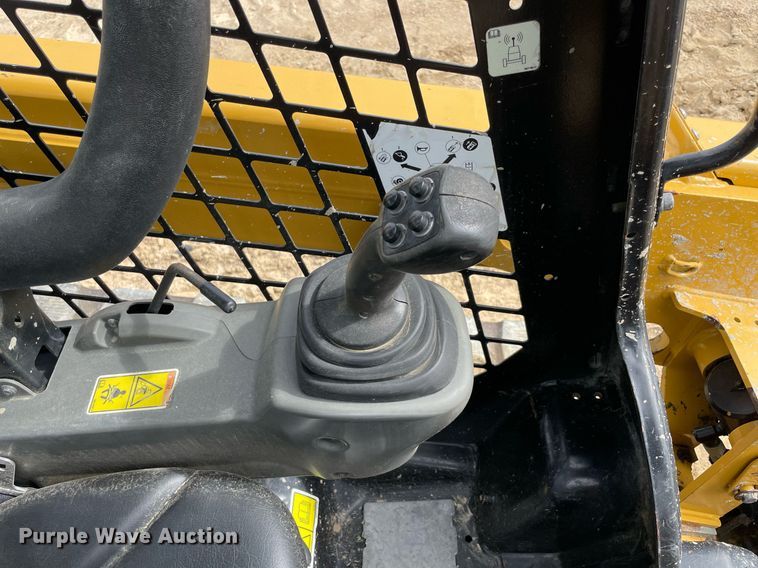 image for item NA9706 2019 Caterpillar  259D tracked skid steer loader