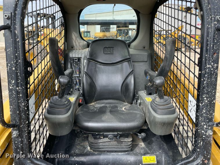 image for item NA9707 2019 Caterpillar 259D  skid steer loader