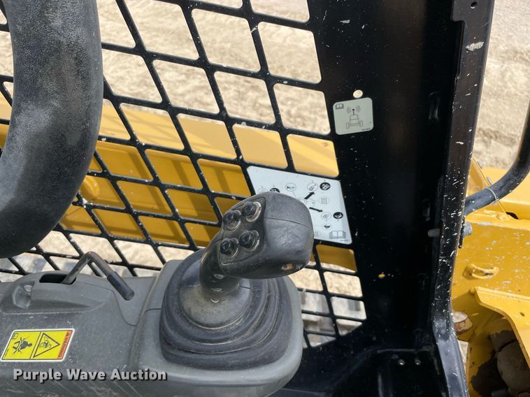 image for item NA9707 2019 Caterpillar 259D  skid steer loader