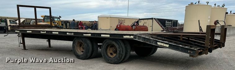 image for item NL9097 1995 Titan  equipment trailer