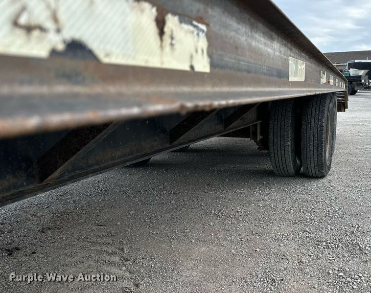 image for item NL9097 1995 Titan  equipment trailer