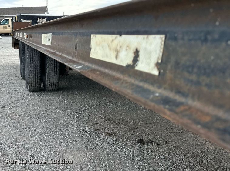 image for item NL9097 1995 Titan  equipment trailer