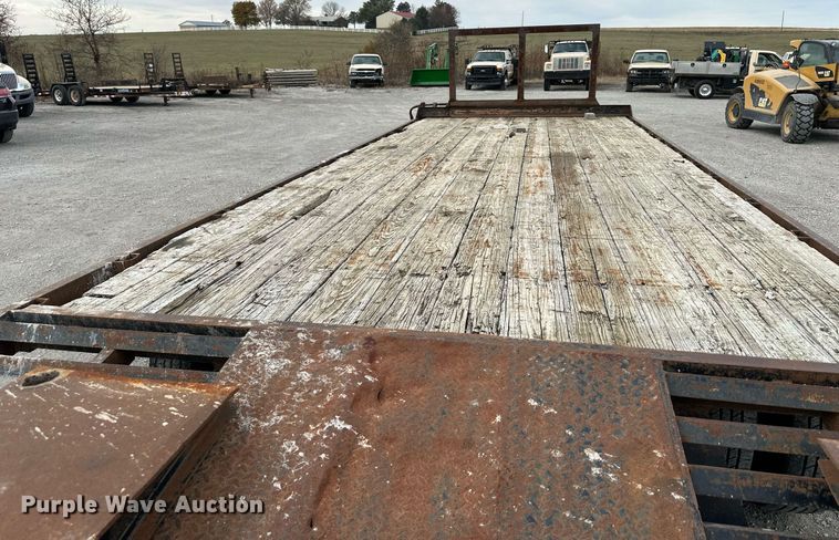 image for item NL9097 1995 Titan  equipment trailer