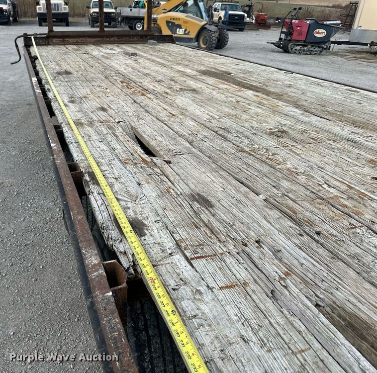 image for item NL9097 1995 Titan  equipment trailer