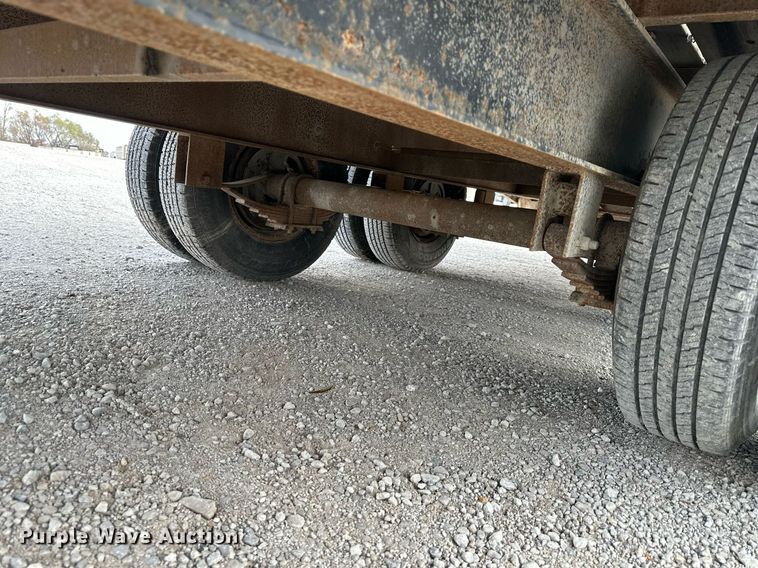 image for item NL9097 1995 Titan  equipment trailer