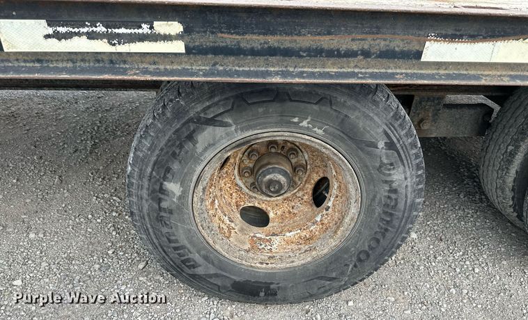 image for item NL9097 1995 Titan  equipment trailer