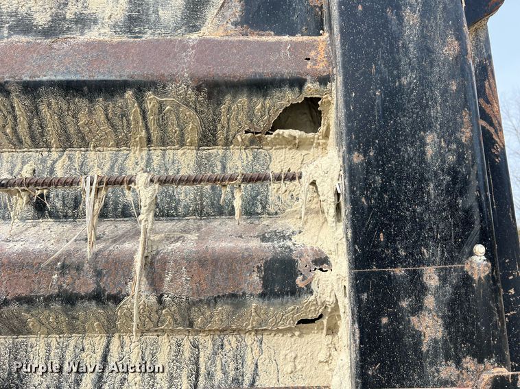 image for item NM9001 2002 International 2554 dump truck