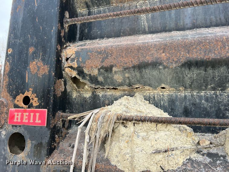 image for item NM9001 2002 International 2554 dump truck