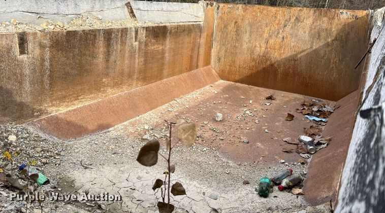 image for item NM9001 2002 International 2554 dump truck