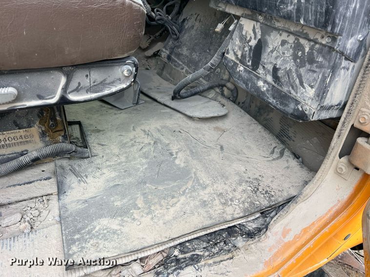 image for item NM9001 2002 International 2554 dump truck