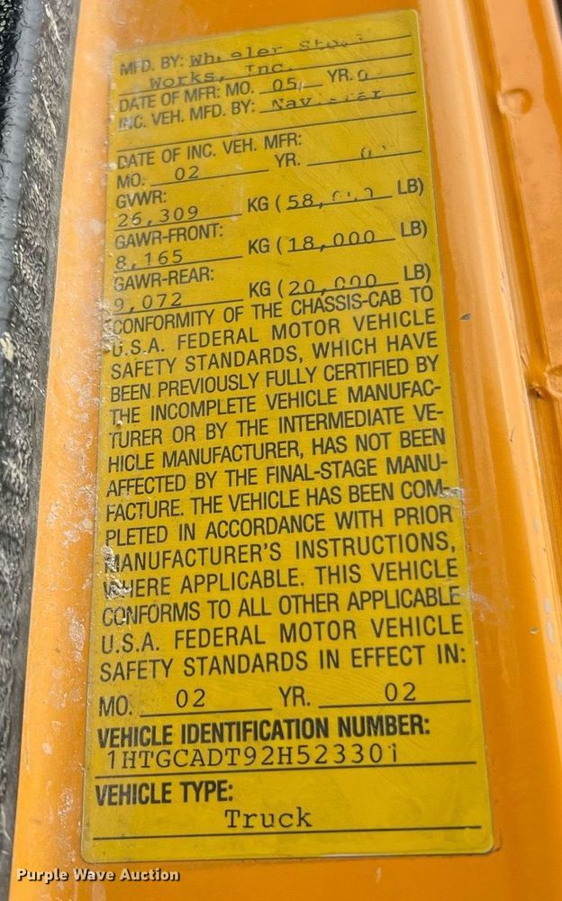 image for item NM9001 2002 International 2554 dump truck