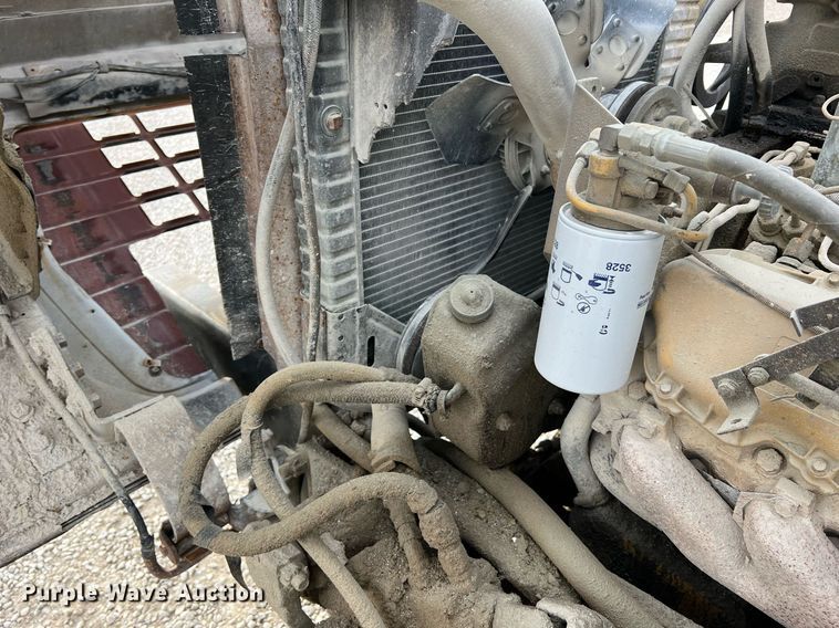 image for item NM9002 1982 Ford L8000 water truck