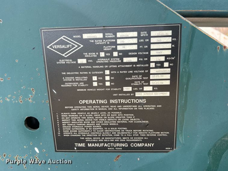 image for item NM9003 1995 Ford F800  bucket truck