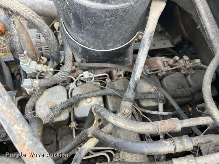 image for item NM9003 1995 Ford F800  bucket truck