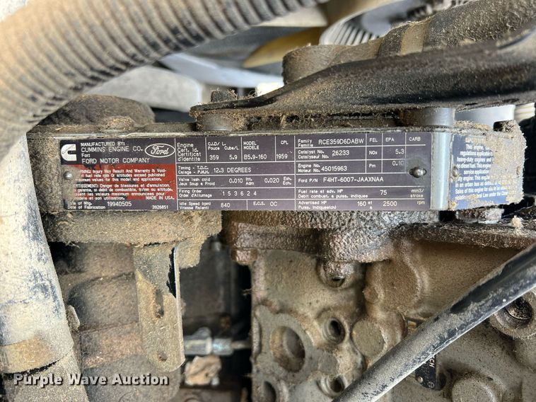 image for item NM9003 1995 Ford F800  bucket truck