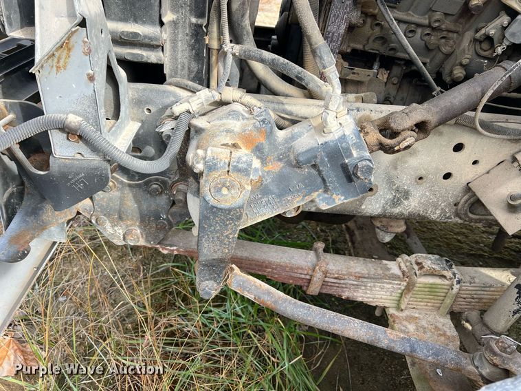 image for item NM9003 1995 Ford F800  bucket truck