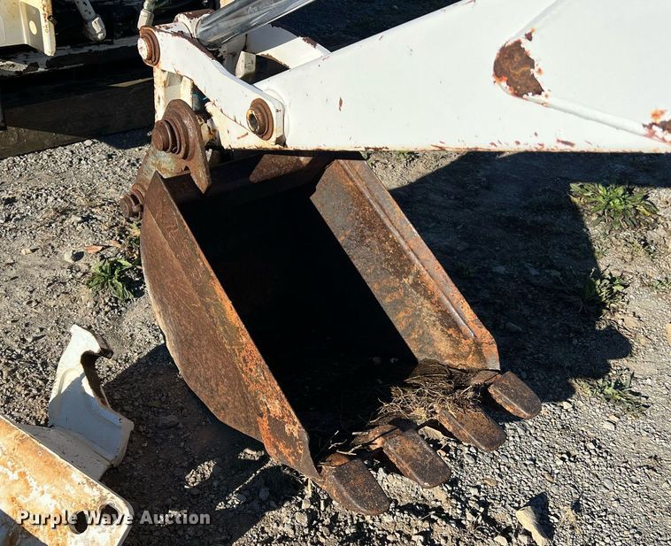 image for item NM9014 Melroe 811  skid steer backhoe