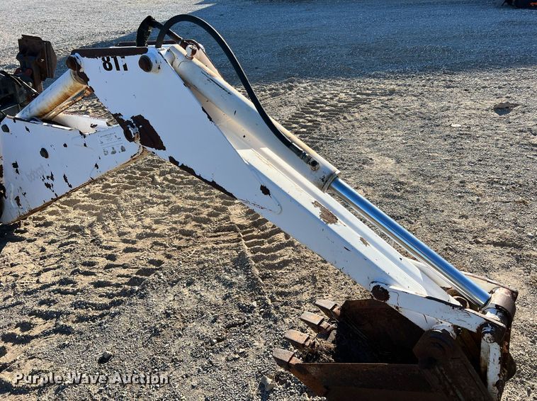 image for item NM9014 Melroe 811  skid steer backhoe