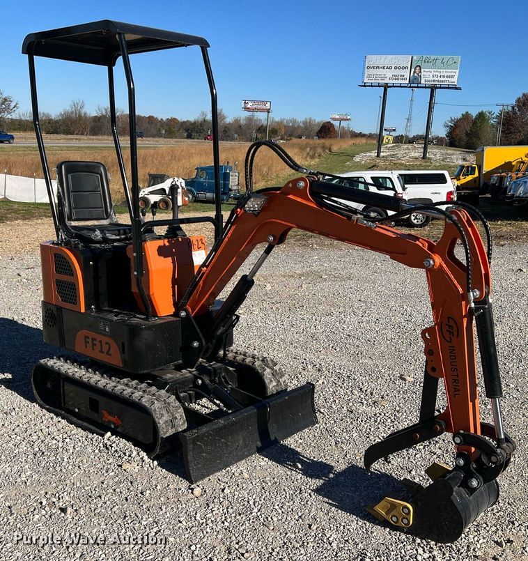 image for item NM9018 FF Industrial FF12  mini excavator