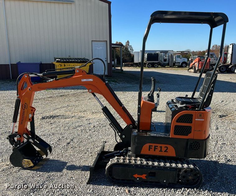 image for item NM9018 FF Industrial FF12  mini excavator