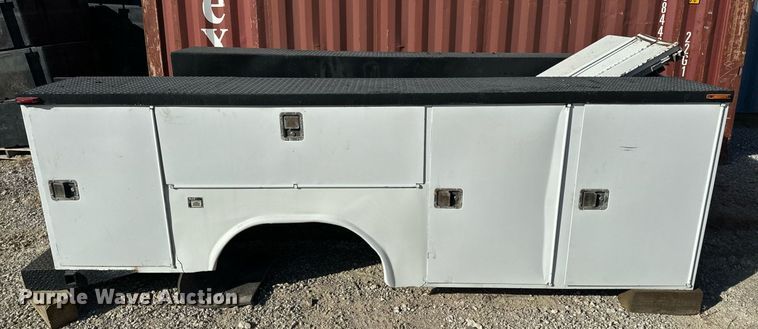 image for item NM9032 Reading 132FADW  Utility truck bed