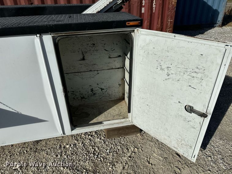 image for item NM9032 Reading 132FADW  Utility truck bed