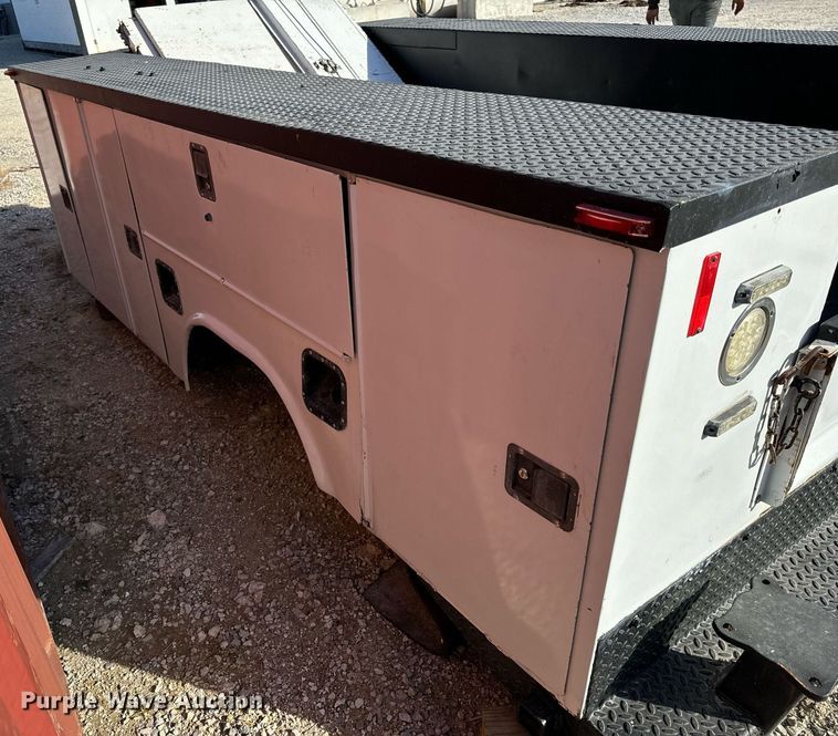 image for item NM9032 Reading 132FADW  Utility truck bed