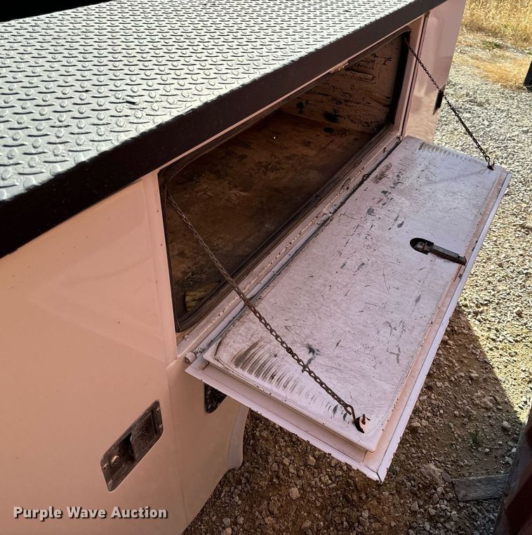 image for item NM9032 Reading 132FADW  Utility truck bed