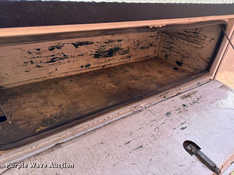 image for item NM9032 Reading 132FADW  Utility truck bed