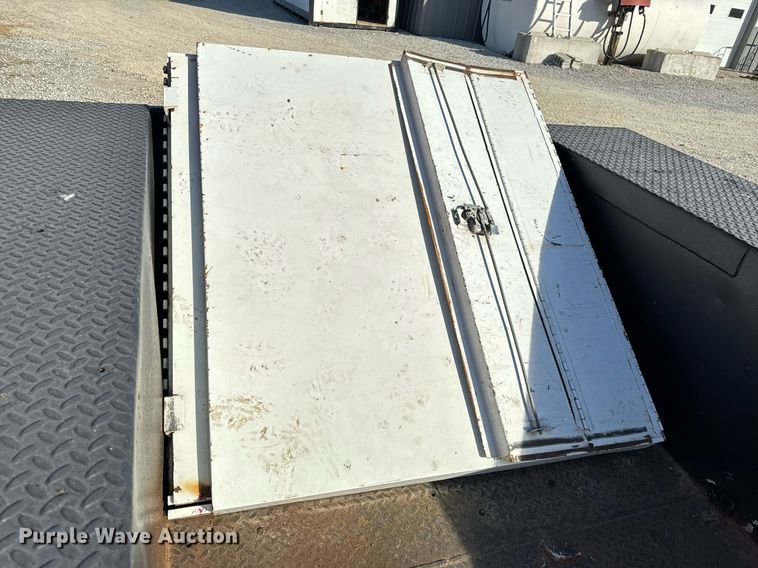 image for item NM9032 Reading 132FADW  Utility truck bed