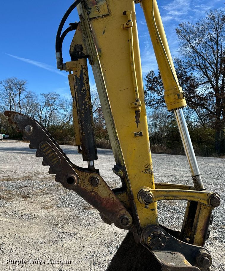 image for item NM9034 2004 Komatsu PC120-6E0  excavator