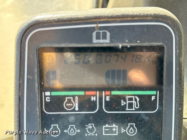 image for item NM9034 2004 Komatsu PC120-6E0  excavator