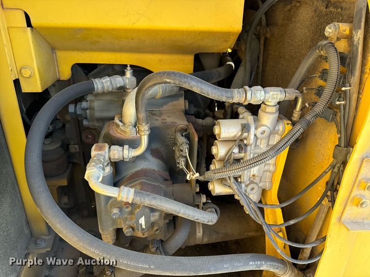 image for item NM9034 2004 Komatsu PC120-6E0  excavator