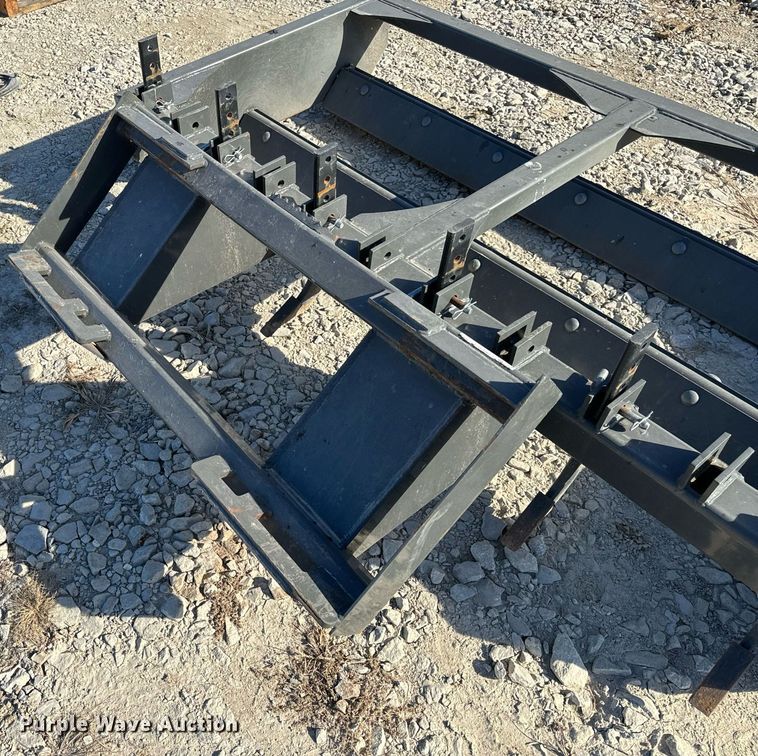 image for item NM9035 Skid steer grader